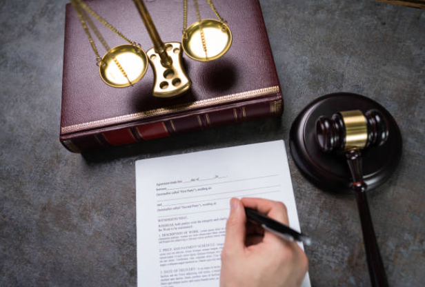 Pursuing Justice The Role of a Medical Malpractice Lawyer